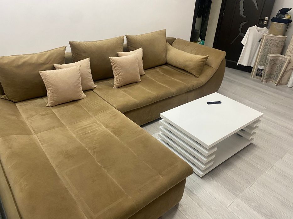 Canapea colțar extensibila