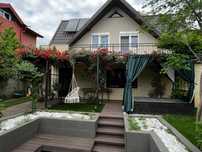 Casa complet mobilata, gradina matura, pergola, baldachin si fire pit