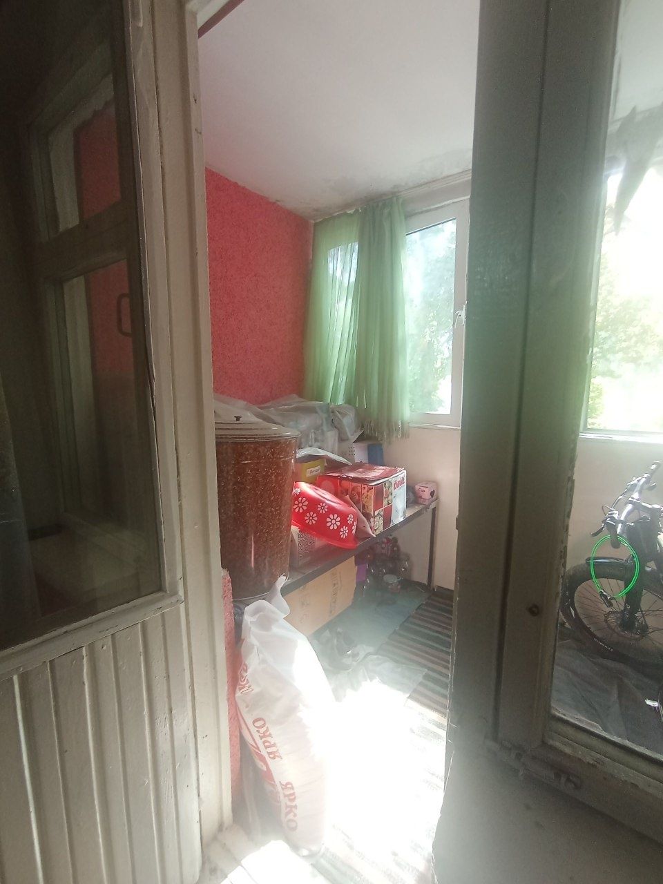 Квартира сотилади 3 хонали