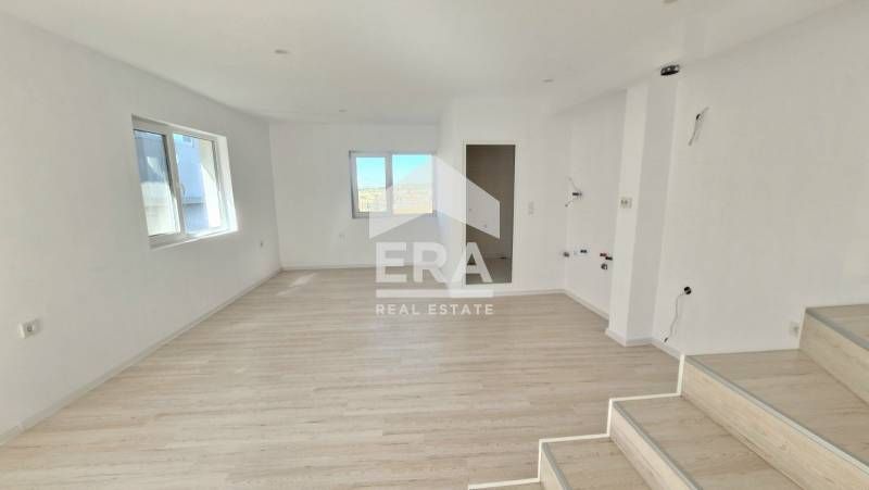 Продава се Къща в Аксаково - 116 кв.м за 1449 €/кв.м - Снимка #11