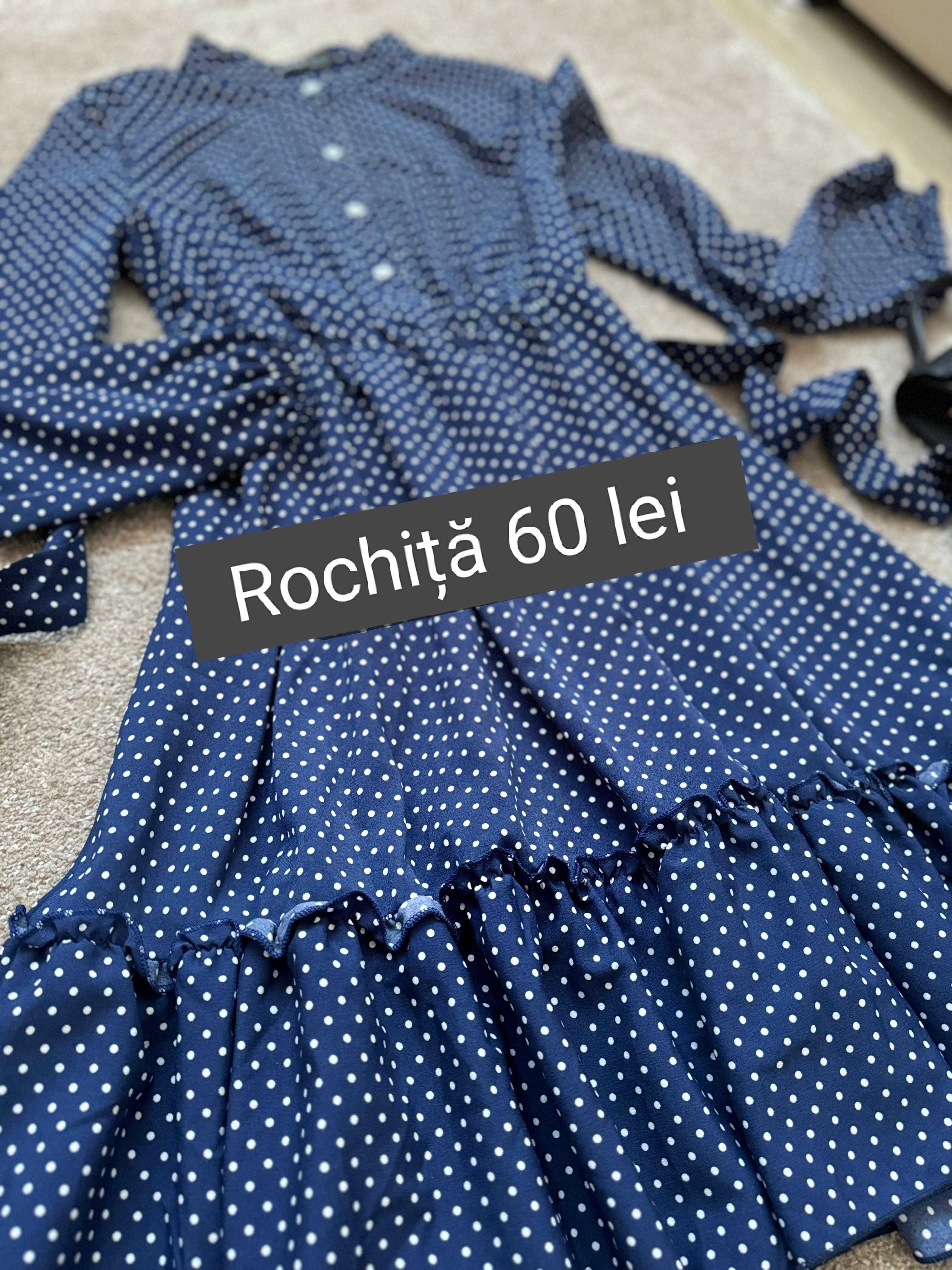 Rochiță bleumarin cu buline albe