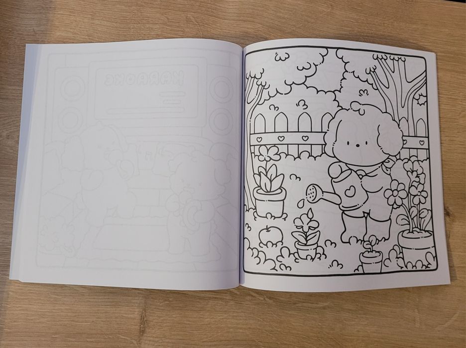 Carte de colorat pt adulti