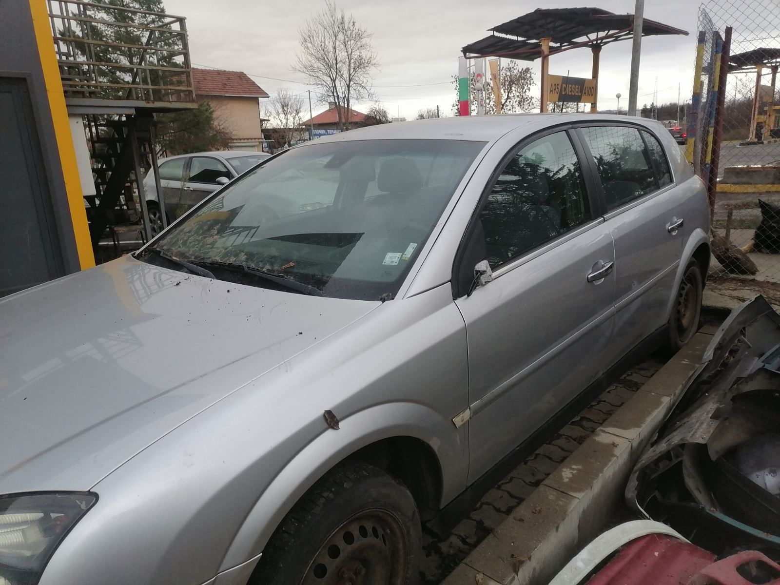 Opel signum /Vectra c 2.2 direct 2005година бензин НА ЧАСТИ