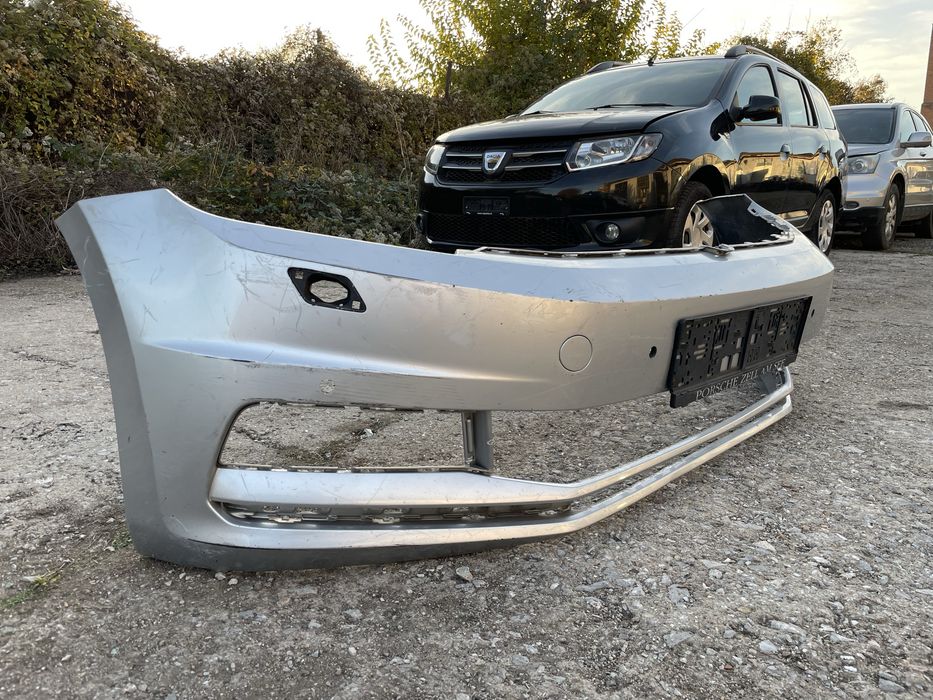 Предна броня за VW Touran Фолксваген Тауран 2015г-