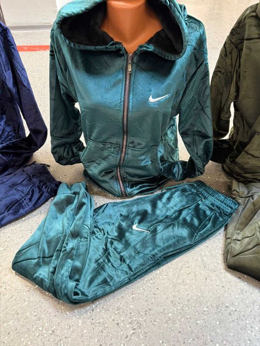 trening dama,catifea imblanit