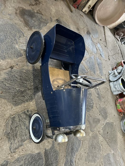 ламаринена количка с педали