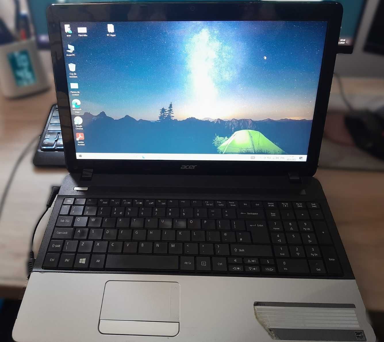 Laptop Acer Aspire E1-571