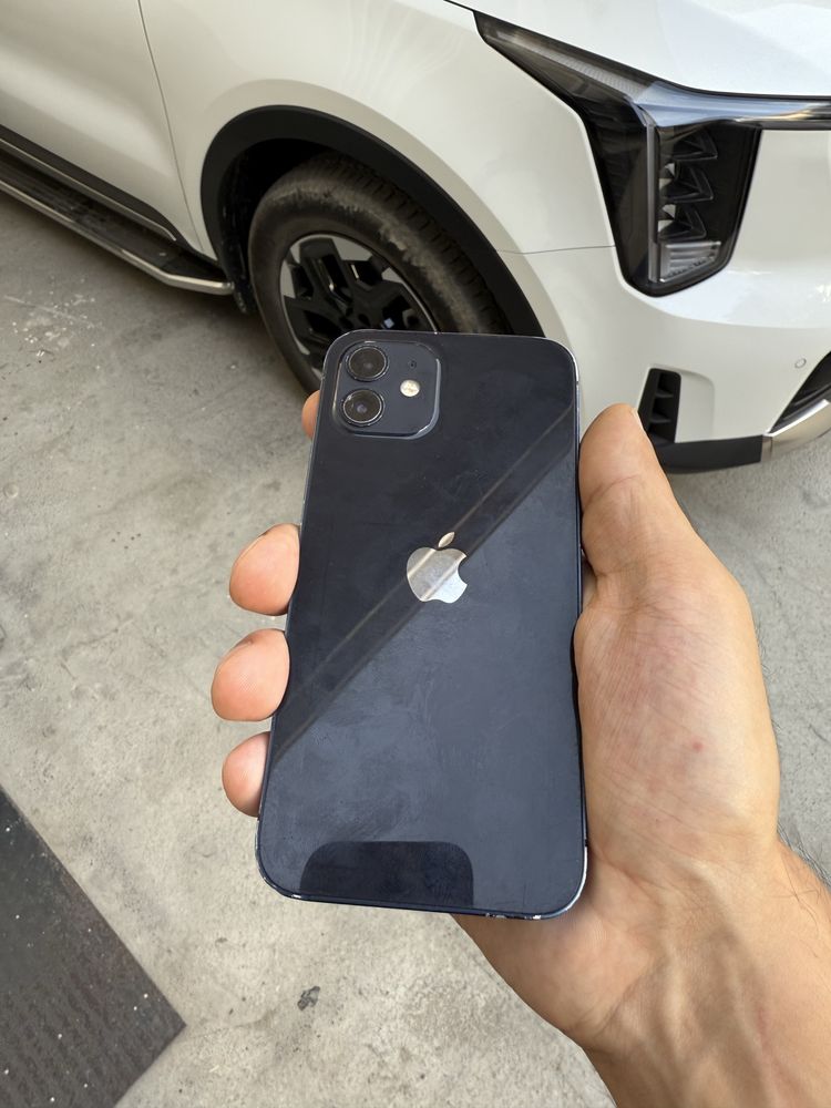 iPhone 12 64 gb  75%