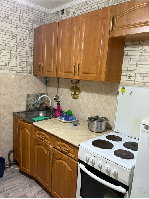 Срочно продам Кухонный гарнитур