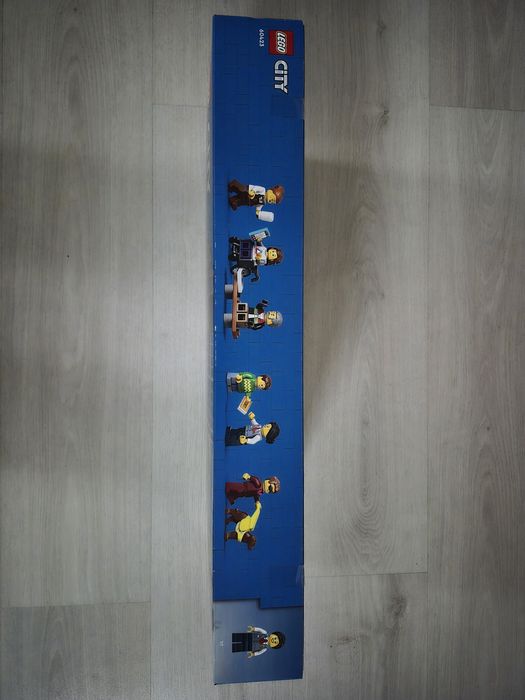 LEGO City – Stație și Tramvai în Centrul Orașului (60423) 811 piese