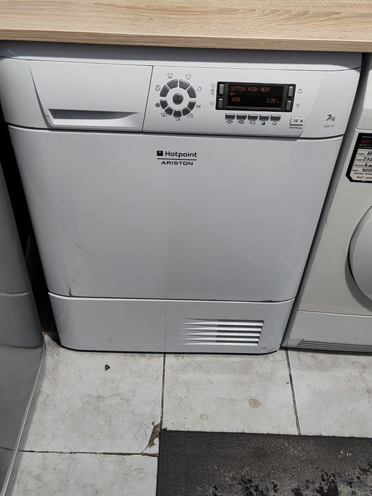 Сушилня Hotpoint Ariston 7kg
