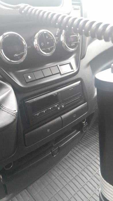 Autoplatforma Iveco Daily