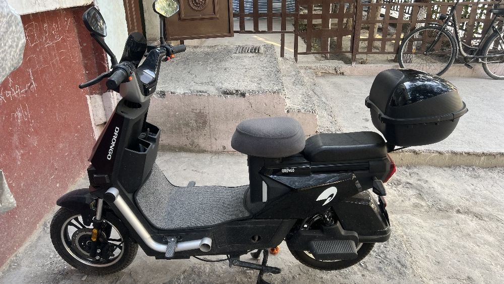 Yahshi holatda orginal skutter