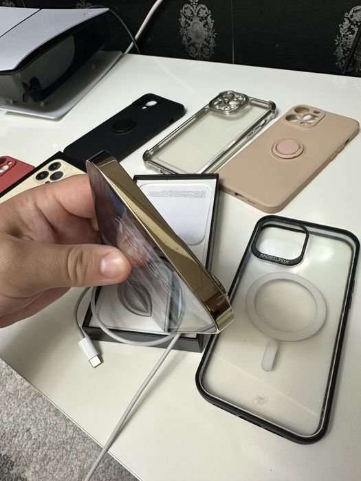 Iphone 13 Pro Max 512 Gold Impecabil 5 Huse