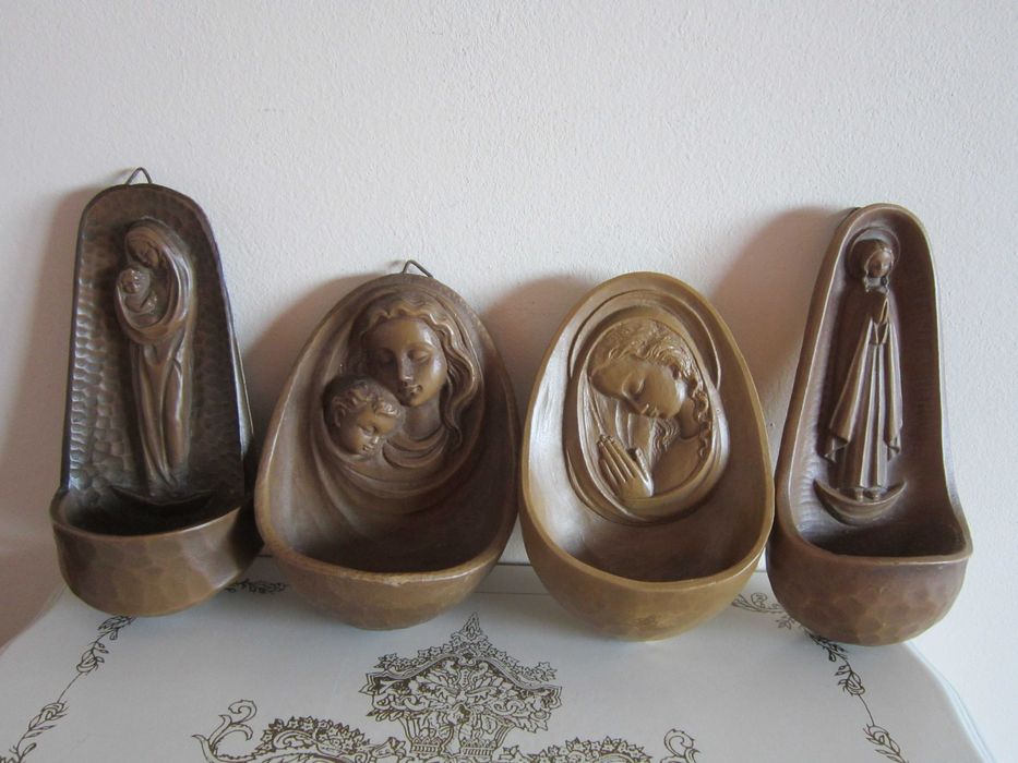 rar Madonna Maria Holy Water pt apa sfintita  Germania