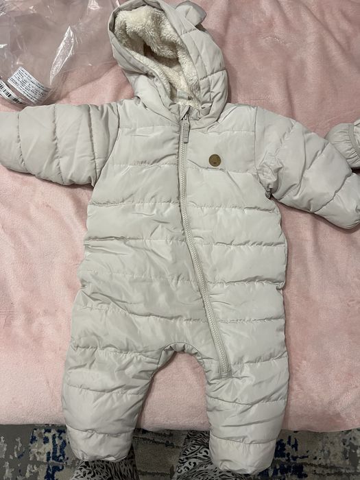 Combinezon iarna  H&M 6-9 luni