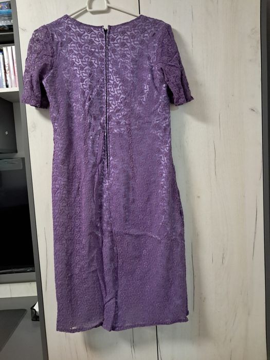 Rochie dantela cu saten mov