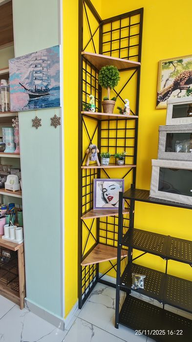 Продаю мебель для магазина