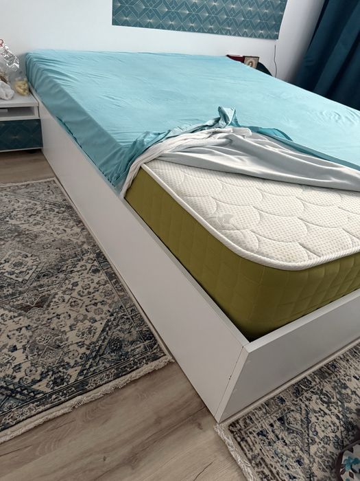 Pat matrimonial cu salte inclusa