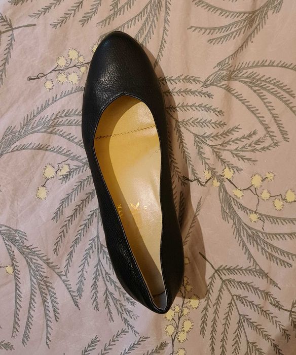 Дамски обувки BRUNATE-20лв.