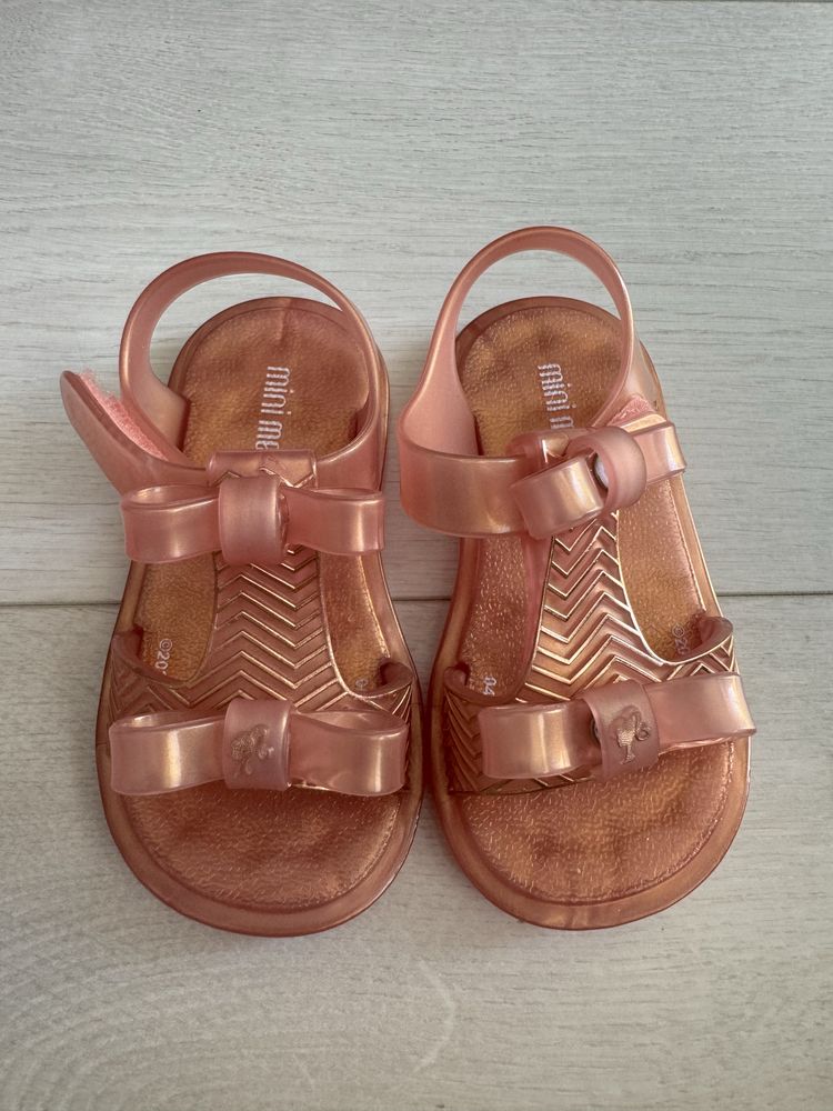 Бебешки сандали Mini Melissa