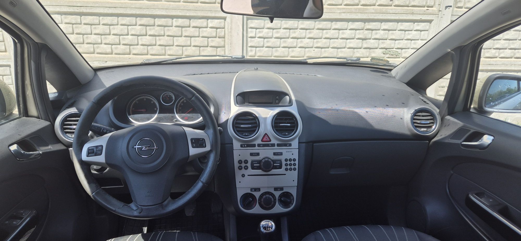 Opel Corsa 2150 € negociabil