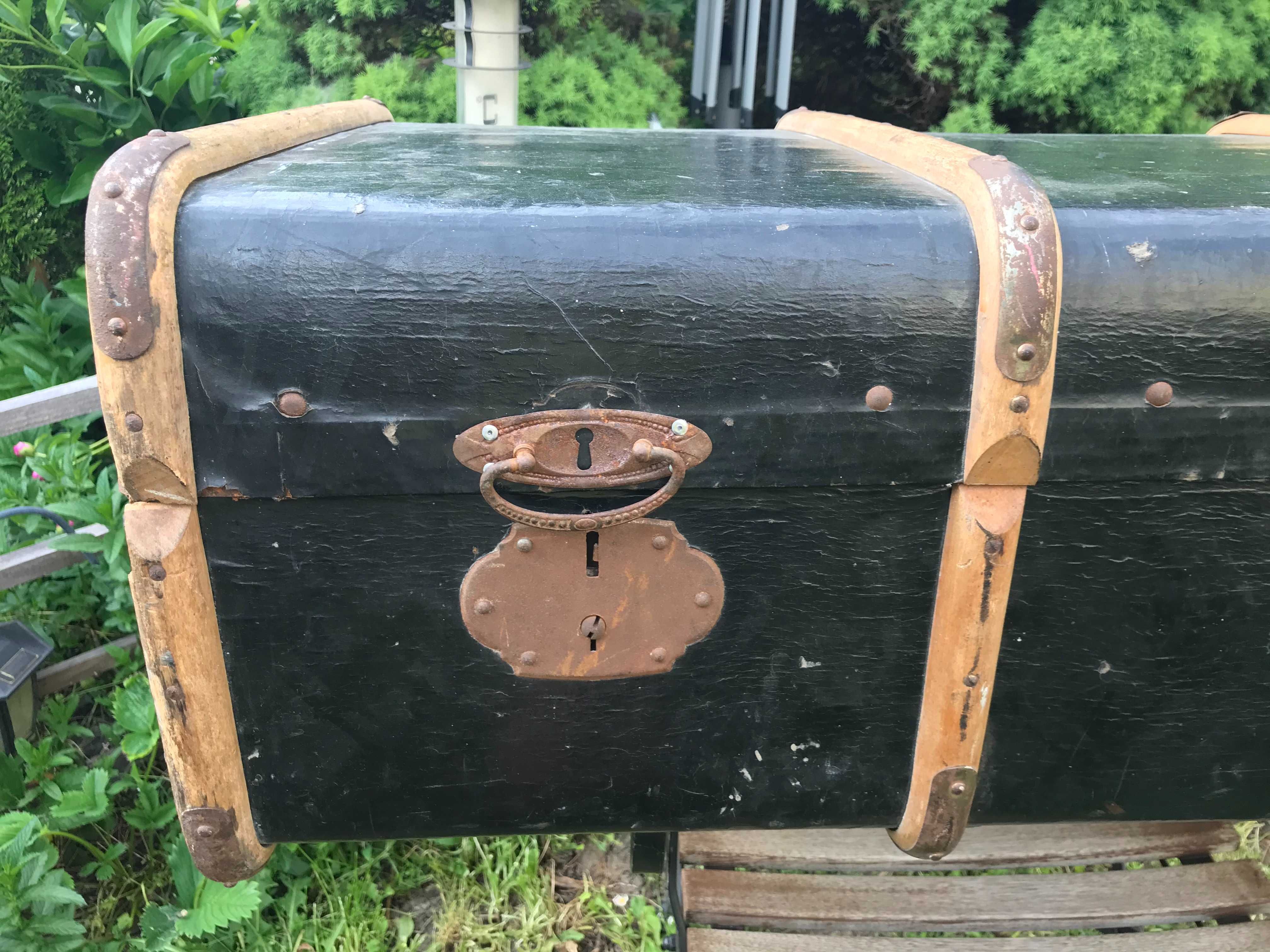Антикварен  куфар карета, личен куфар на морски офицер