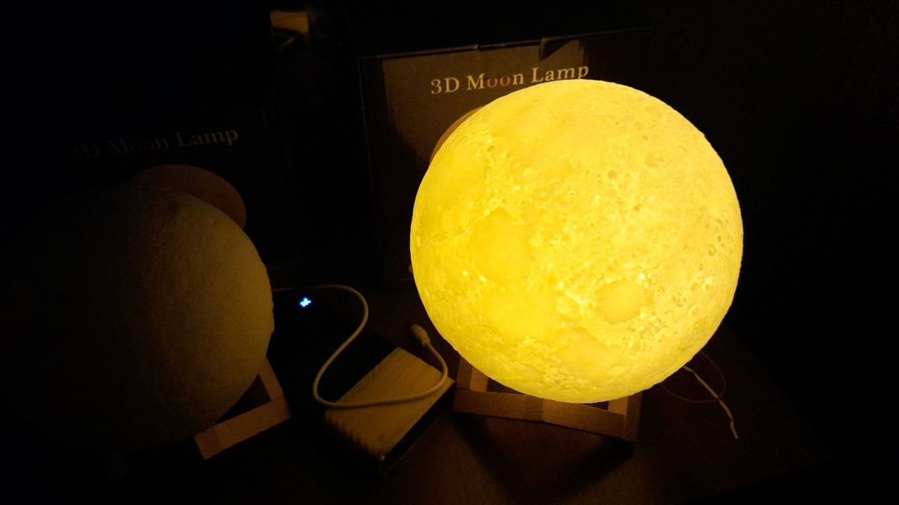 3 D Moon Lamp. Оригинал совга эсдалик учун. Доставка бепул шахар ичида