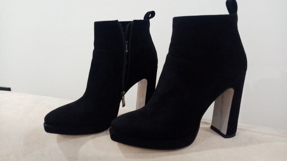 Ботильоны новые (в отличном состоянии)