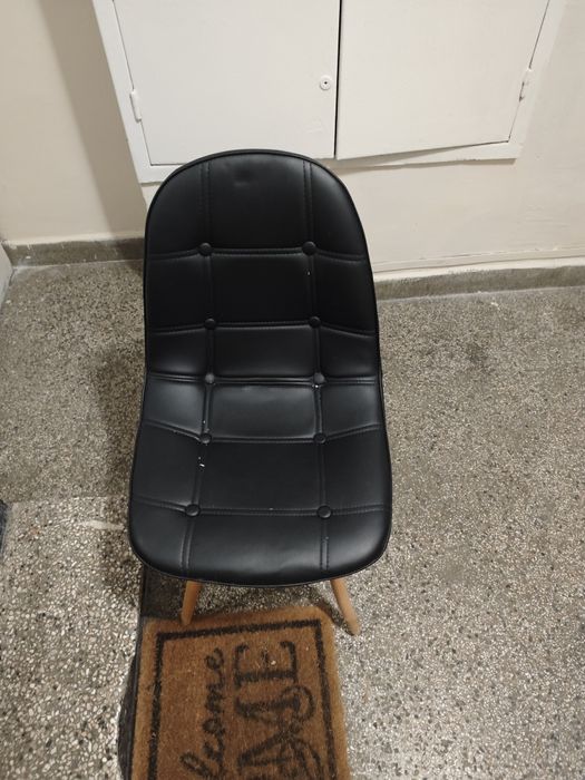 Комплект маса със столове