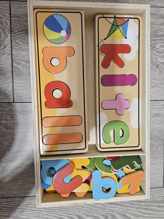 Комплект букви / пъзел с букви Play tive