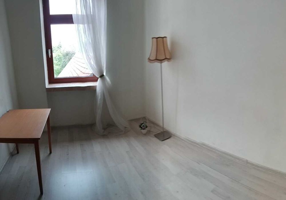 Spatiu de inchiriat pentru birou, salon, mic atelier
