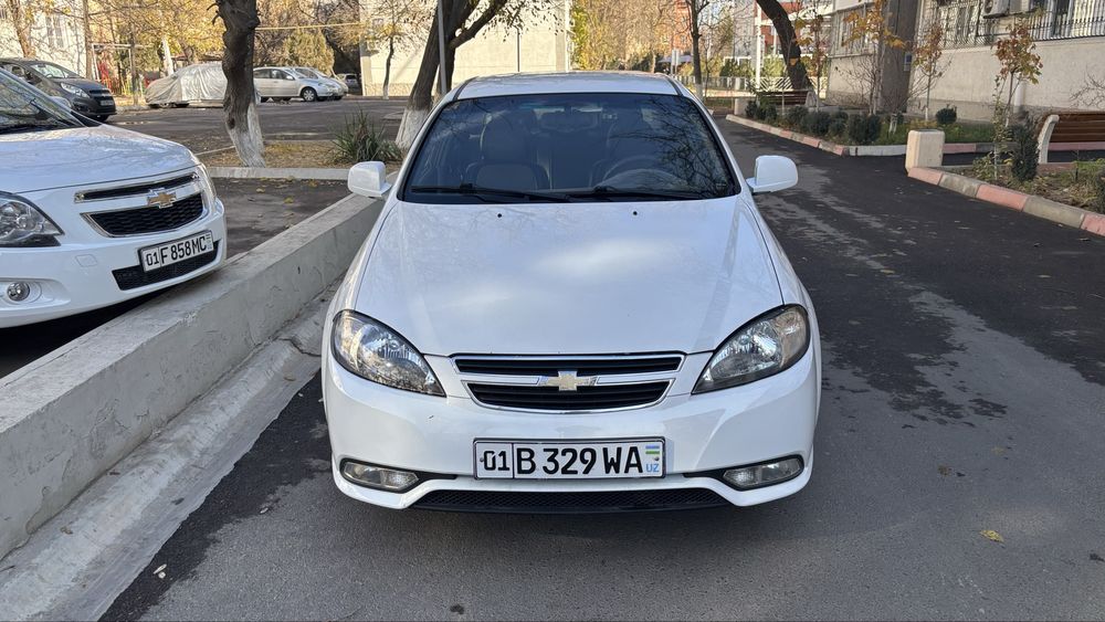 Gentra 2015 года