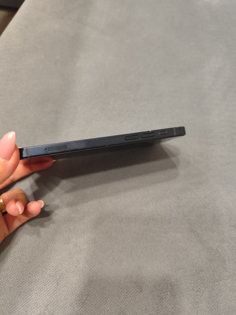 iPhone 12 battery health 80%