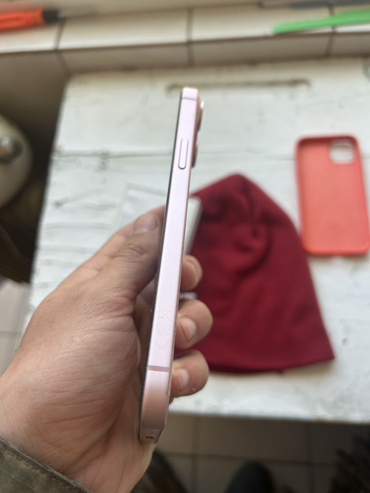 IPhone 15 Plus 256GB розовый