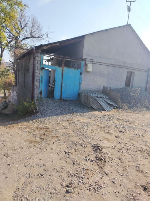 Продается дома с участком