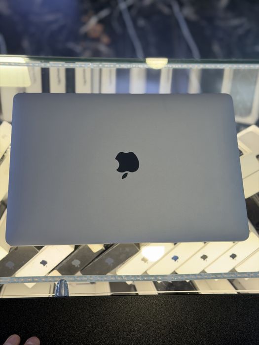 Macbool Air M1 8/256