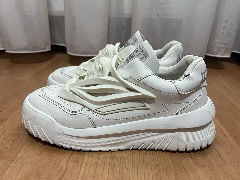 versace odissea albi