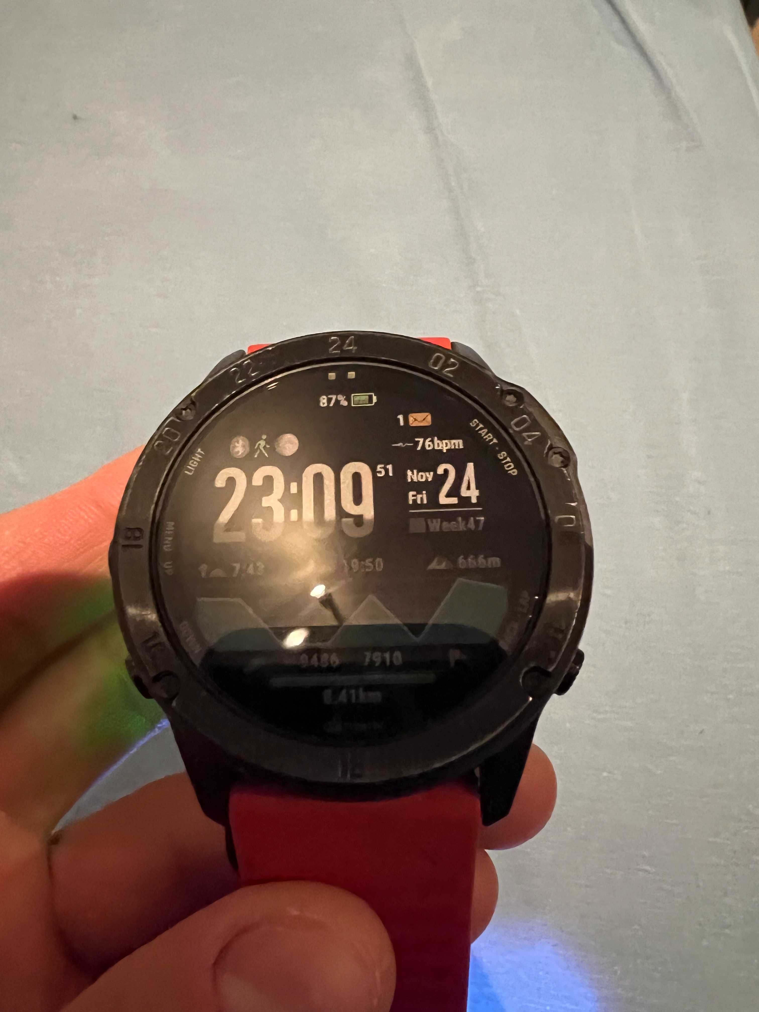 Часовник GARMIN Tactix Delta