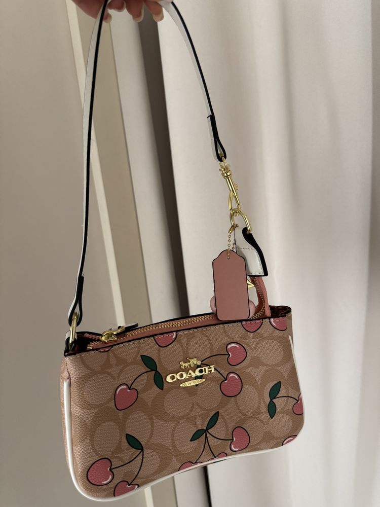 Дамска мини чанта Coach с череши