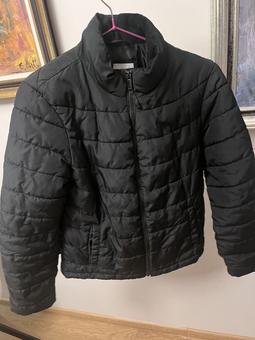 Продавам черно яке GAP