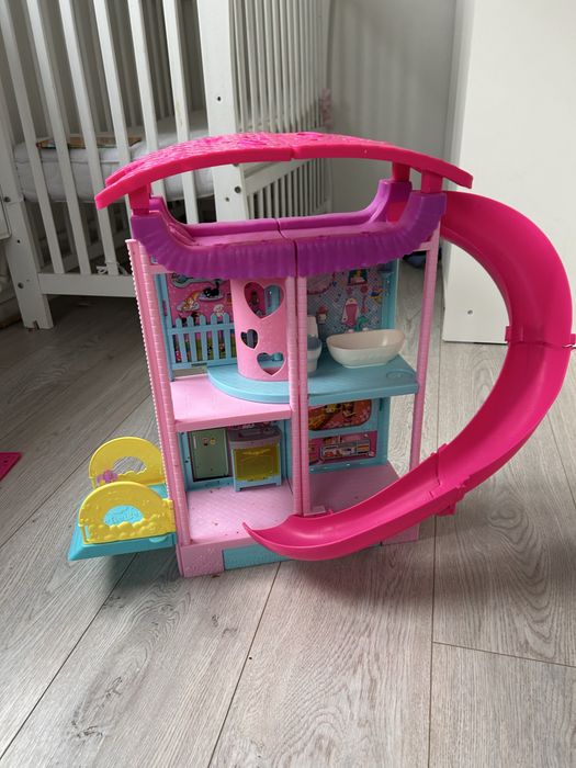 Casuta Peppa Pig cu accesorii