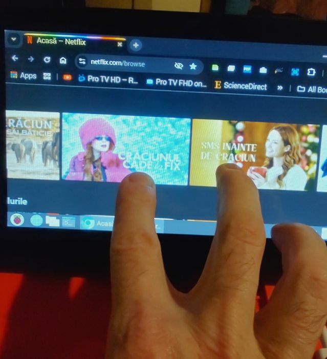 Raspberry pi 500  + Monitor Touchscreen 8,5 inch