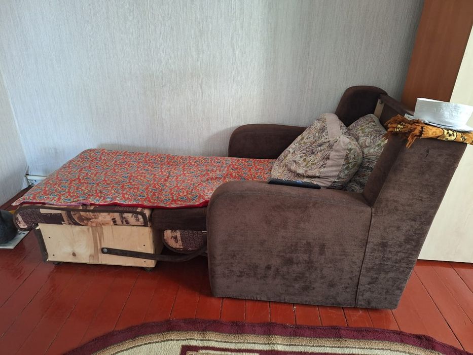 Кресло кровать. В хорошем состояние.