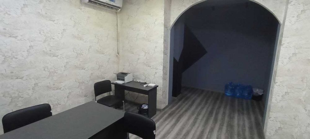 Аренда под офис, учебный центр, с мебелью, метро рядом