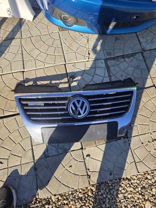 Grila Passat b6 bluemotion.