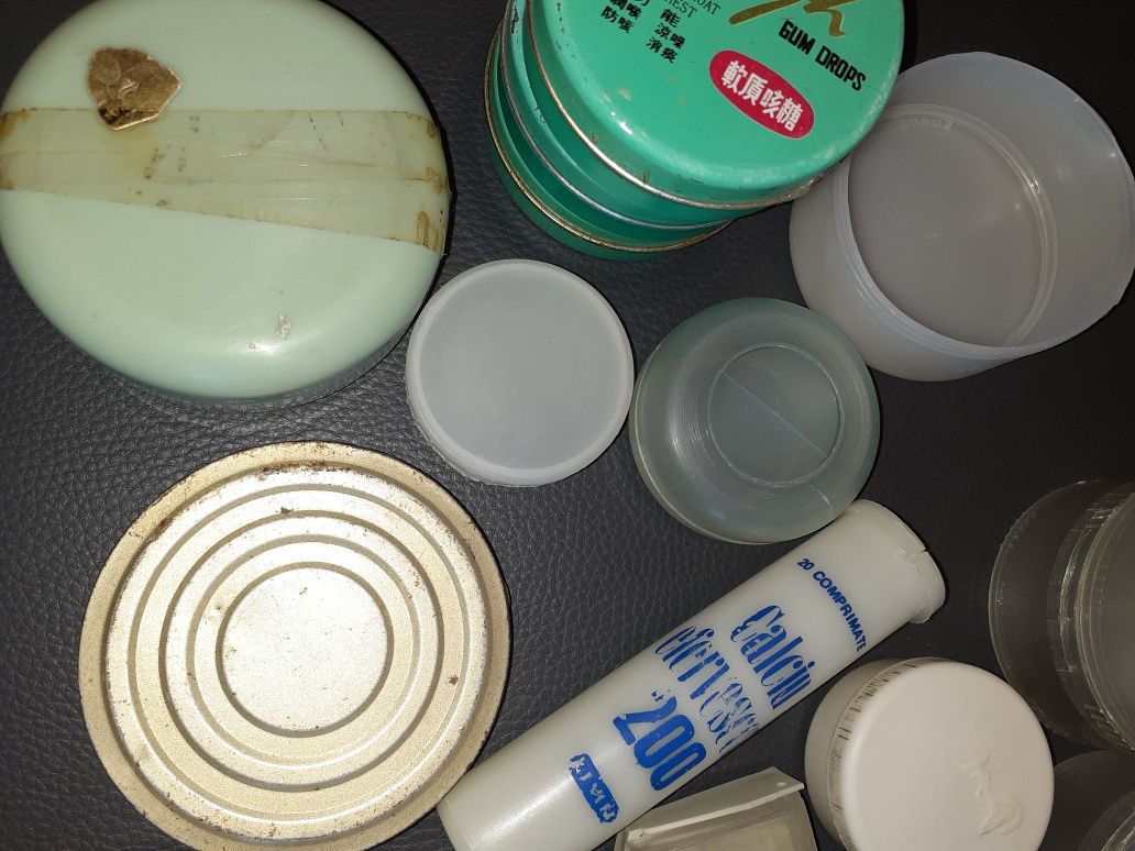 Aradeanca Flaro Nivea etc./lot mare cutii vechi/25 buc/Antik/colectie