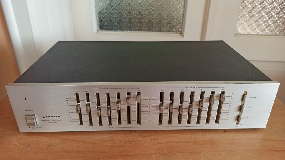 Egalizator Pioneer SG300 Blue line