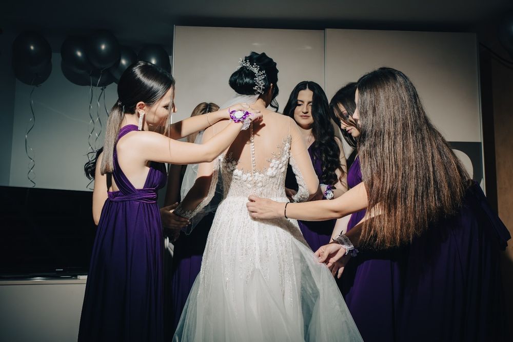 Vând rochie de mireasă