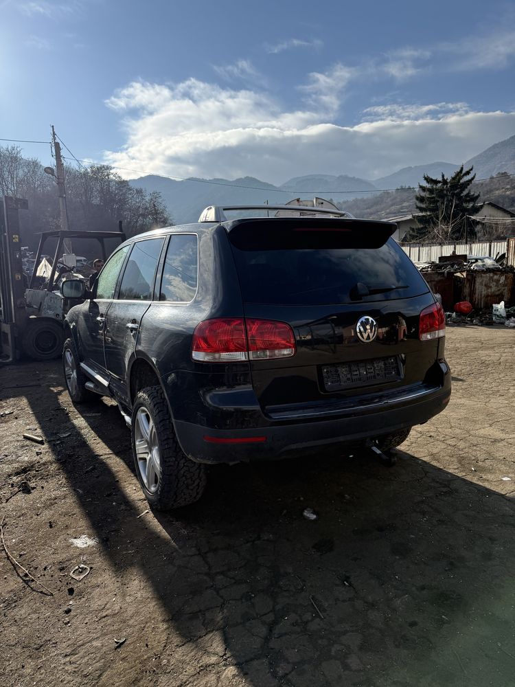 Фолксваген Таурег 3.0TDI V6 2006г 225кс Оригинален теглич  НА ЧАСТИ
